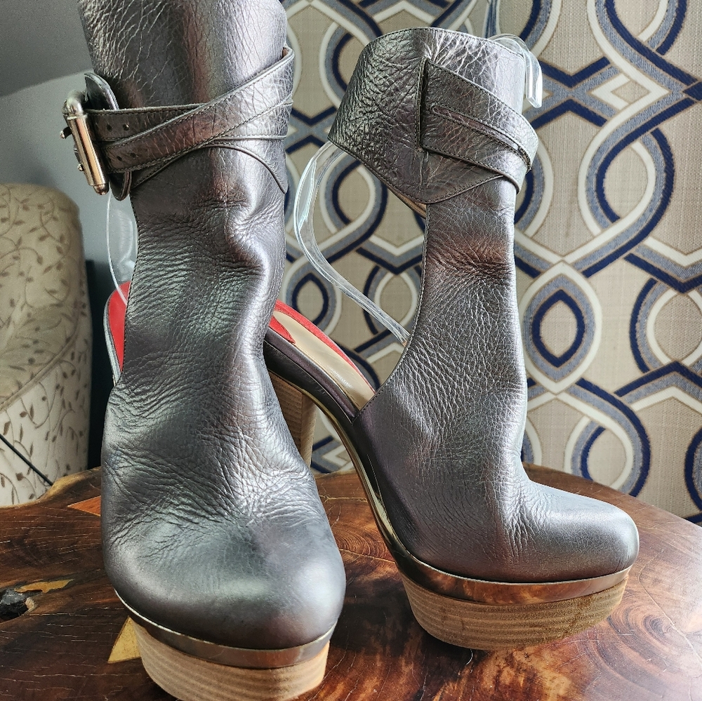 Brioni Ladies open back bootie